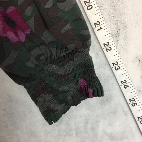 Beach Lunch Lounge Camo Floral Button Up Top Large Elastic Wrist Viscose Shirt - Picture 13 of 14